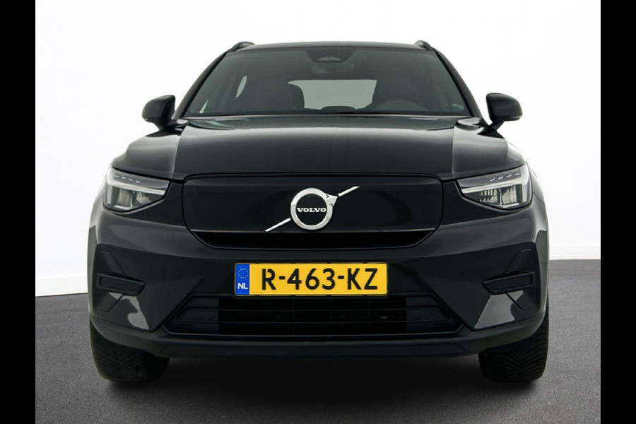 Volvo XC40 Recharge Plus 70 kWh | Navigatie | Apple Carplay/Android Auto | Climate control | Camera | Led | Parkeer sensoren | Virtual Cockpit | Cruise Control | 19"Lichtmetalen velgen | Sportstoelen