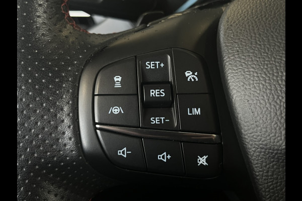 Ford FOCUS Wagon 125pk EcoB. ST-line X Bns AUTOMAAT/WINTERPACK/CAMERA/ADAPTIVE C. Ford FOCUS Wagon 125pk EcoB. ST-line X Bns AUTOMAAT/WINTERPACK/CAMERA/ADAPTIVE C.