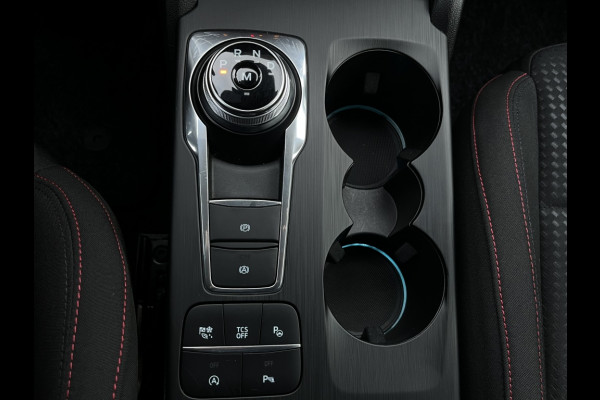 Ford FOCUS Wagon 125pk EcoB. ST-line X Bns AUTOMAAT/WINTERPACK/CAMERA/ADAPTIVE C. Ford FOCUS Wagon 125pk EcoB. ST-line X Bns AUTOMAAT/WINTERPACK/CAMERA/ADAPTIVE C.