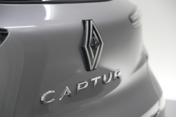 Renault Captur Mild Hybrid 160 EDC Techno | Pack Winter | Camera | Adaptieve Cruise Control | Apple Carplay Renault Captur Mild Hybrid 160 EDC Techno | Pack Winter | Camera | Adaptieve Cruise Control | Apple Carplay
