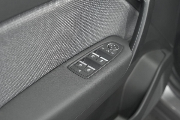 Renault Captur Mild Hybrid 160 EDC Techno | Pack Winter | Camera | Adaptieve Cruise Control | Apple Carplay Renault Captur Mild Hybrid 160 EDC Techno | Pack Winter | Camera | Adaptieve Cruise Control | Apple Carplay