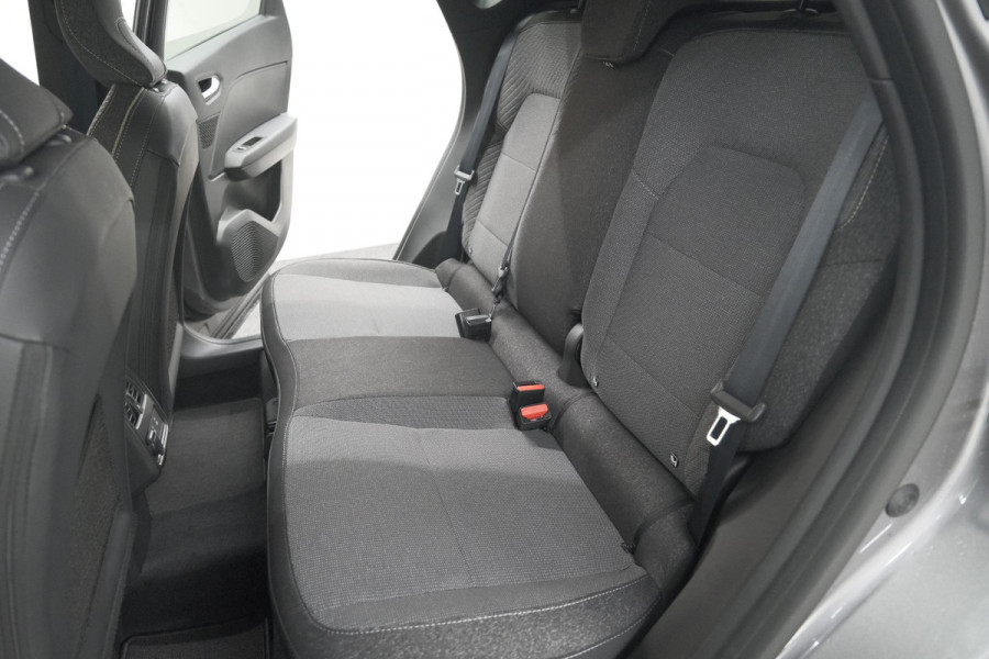 Renault Captur Mild Hybrid 160 EDC Techno | Pack Winter | Camera | Adaptieve Cruise Control | Apple Carplay Renault Captur Mild Hybrid 160 EDC Techno | Pack Winter | Camera | Adaptieve Cruise Control | Apple Carplay