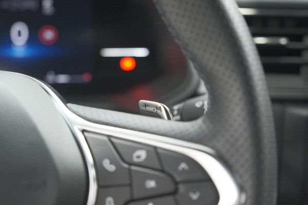 Renault Captur Mild Hybrid 160 EDC Techno | Pack Winter | Camera | Adaptieve Cruise Control | Apple Carplay Renault Captur Mild Hybrid 160 EDC Techno | Pack Winter | Camera | Adaptieve Cruise Control | Apple Carplay