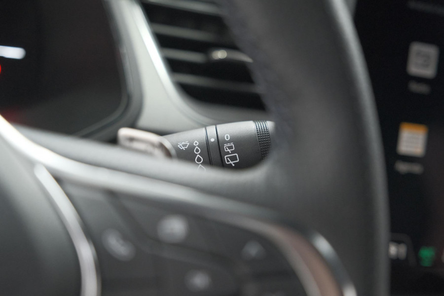 Renault Captur Mild Hybrid 160 EDC Techno | Pack Winter | Camera | Adaptieve Cruise Control | Apple Carplay Renault Captur Mild Hybrid 160 EDC Techno | Pack Winter | Camera | Adaptieve Cruise Control | Apple Carplay