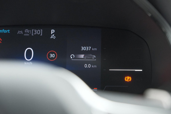 Renault Captur Mild Hybrid 160 EDC Techno | Pack Winter | Camera | Adaptieve Cruise Control | Apple Carplay Renault Captur Mild Hybrid 160 EDC Techno | Pack Winter | Camera | Adaptieve Cruise Control | Apple Carplay