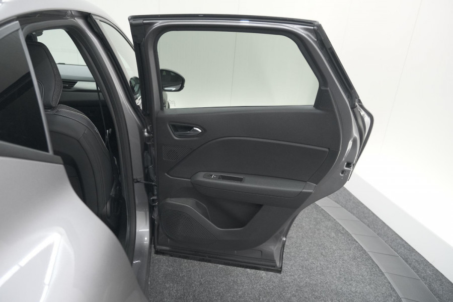 Renault Captur Mild Hybrid 160 EDC Techno | Pack Winter | Camera | Adaptieve Cruise Control | Apple Carplay Renault Captur Mild Hybrid 160 EDC Techno | Pack Winter | Camera | Adaptieve Cruise Control | Apple Carplay