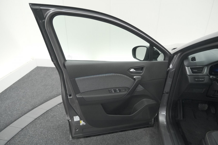 Renault Captur Mild Hybrid 160 EDC Techno | Pack Winter | Camera | Adaptieve Cruise Control | Apple Carplay Renault Captur Mild Hybrid 160 EDC Techno | Pack Winter | Camera | Adaptieve Cruise Control | Apple Carplay