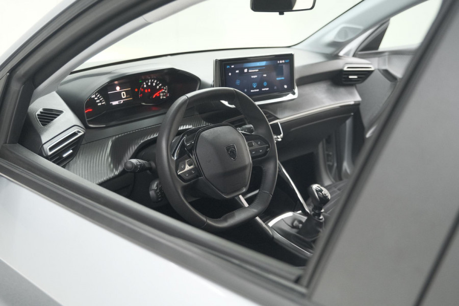 Peugeot 208 PureTech 100 Active | Parkeersensoren | Navigatie | Apple Carplay Peugeot 208 PureTech 100 Active | Parkeersensoren | Navigatie | Apple Carplay