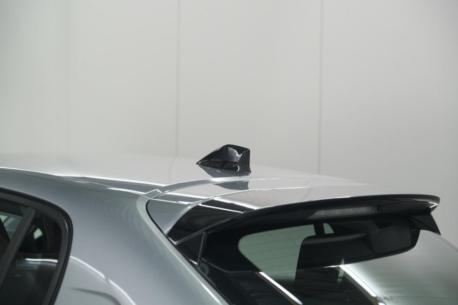 Peugeot 208 PureTech 100 Active | Parkeersensoren | Navigatie | Apple Carplay Peugeot 208 PureTech 100 Active | Parkeersensoren | Navigatie | Apple Carplay