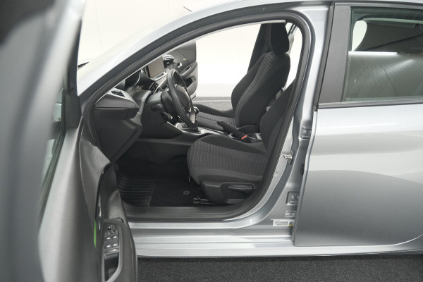 Peugeot 208 PureTech 100 Active | Parkeersensoren | Navigatie | Apple Carplay Peugeot 208 PureTech 100 Active | Parkeersensoren | Navigatie | Apple Carplay