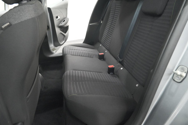 Peugeot 208 PureTech 100 Active | Parkeersensoren | Navigatie | Apple Carplay Peugeot 208 PureTech 100 Active | Parkeersensoren | Navigatie | Apple Carplay