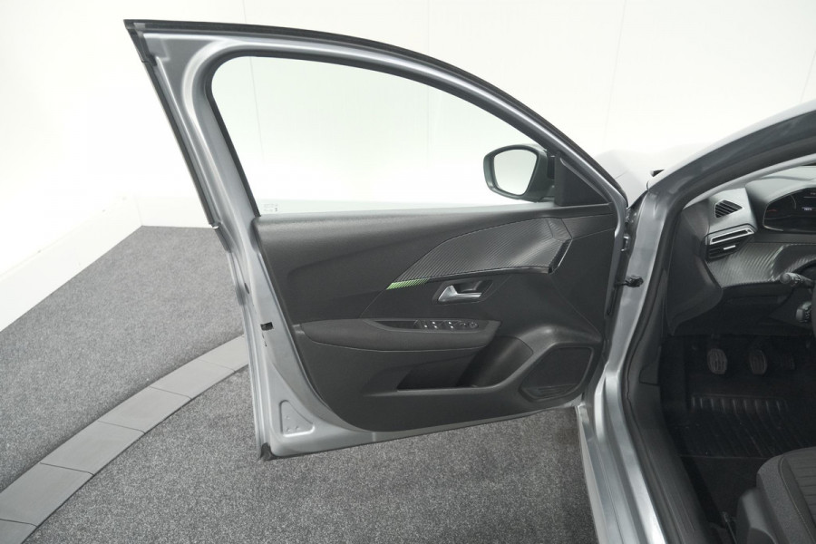 Peugeot 208 PureTech 100 Active | Parkeersensoren | Navigatie | Apple Carplay Peugeot 208 PureTech 100 Active | Parkeersensoren | Navigatie | Apple Carplay