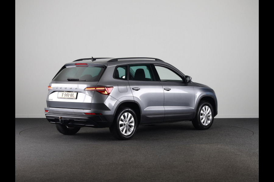 Škoda Karoq 1.0 TSI Business Edition 110pk | Camera | PDC v+a | Navigatie | Electr.achterklep | Trekhaak wegklapbaar |