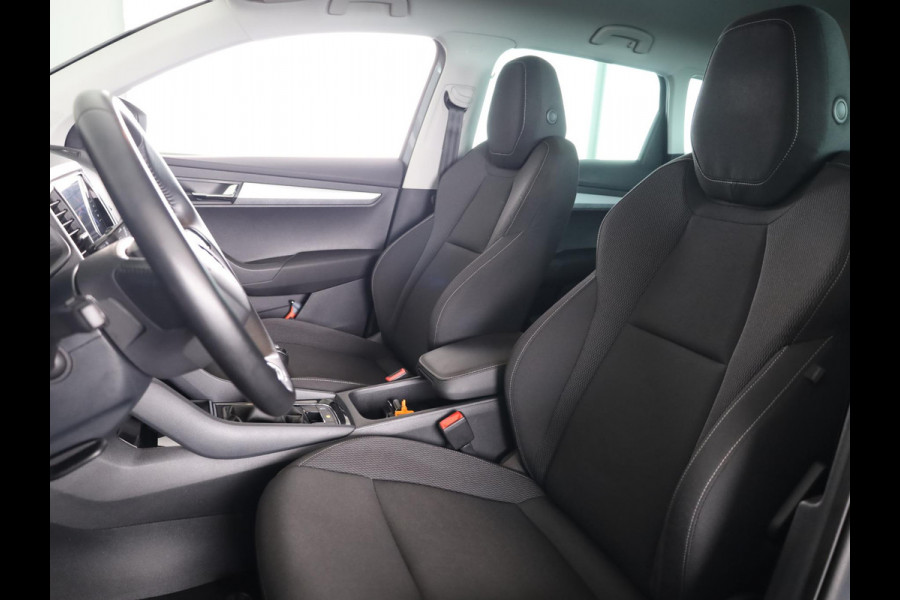 Škoda Karoq 1.0 TSI Business Edition 110pk | Camera | PDC v+a | Navigatie | Electr.achterklep | Trekhaak wegklapbaar |