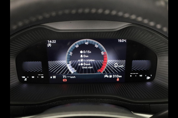 Škoda Karoq 1.0 TSI Business Edition 110pk | Camera | PDC v+a | Navigatie | Electr.achterklep | Trekhaak wegklapbaar |