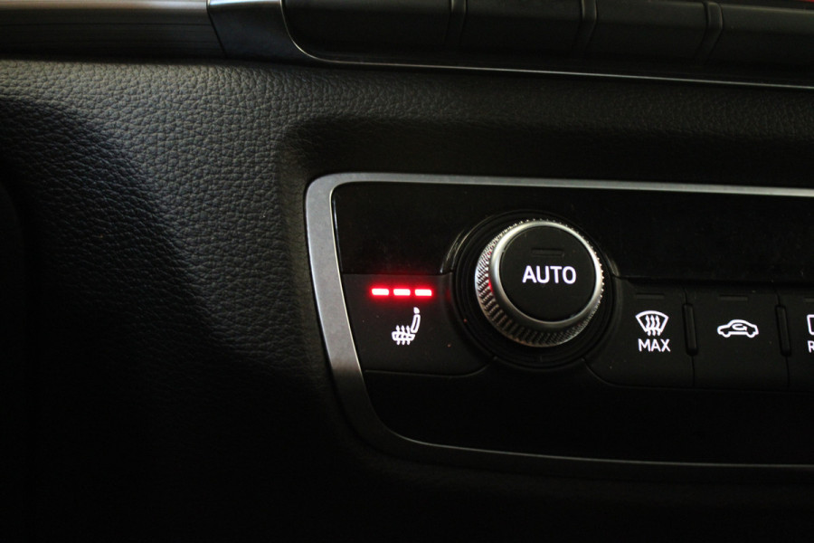 Audi A3 Limousine 1.5 TFSI CoD Sport S Line Edition |Navi|Stoelverwarming| Audi A3 Limousine 1.5 TFSI CoD Sport S Line Edition |Navi|Stoelverwarming|