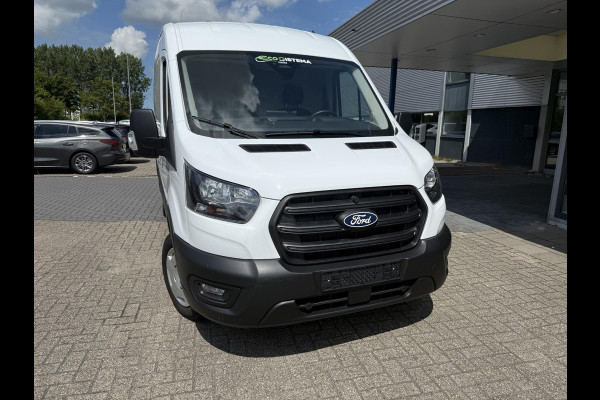 Ford Transit 310 2.0 TDCI L2H2 Trend 130pk | SCI | 12 inch SYNC 4 | Draadloos Apple Carplay/Android auto | Achteruitrijcamera incl. Downlighter | Digitale Cockpit Ford Transit 310 2.0 TDCI L2H2 Trend 130pk | SCI | 12 inch SYNC 4 | Draadloos Apple Carplay/Android auto | Achteruitrijcamera incl. Downlighter | Digitale Cockpit