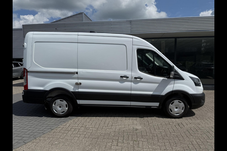 Ford Transit 310 2.0 TDCI L2H2 Trend 130pk | SCI | 12 inch SYNC 4 | Draadloos Apple Carplay/Android auto | Achteruitrijcamera incl. Downlighter | Digitale Cockpit Ford Transit 310 2.0 TDCI L2H2 Trend 130pk | SCI | 12 inch SYNC 4 | Draadloos Apple Carplay/Android auto | Achteruitrijcamera incl. Downlighter | Digitale Cockpit