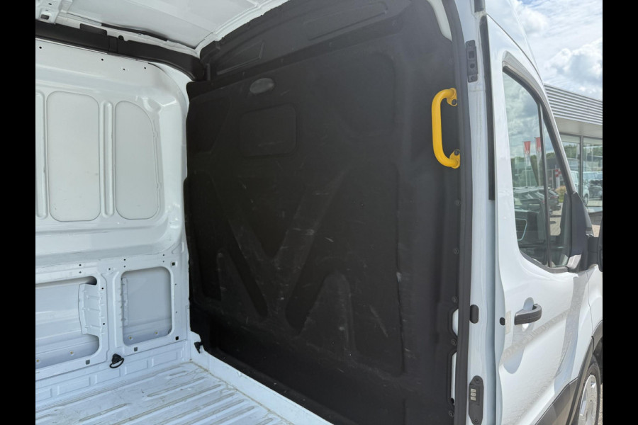 Ford Transit 310 2.0 TDCI L2H2 Trend 130pk | SCI | 12 inch SYNC 4 | Draadloos Apple Carplay/Android auto | Achteruitrijcamera incl. Downlighter | Digitale Cockpit Ford Transit 310 2.0 TDCI L2H2 Trend 130pk | SCI | 12 inch SYNC 4 | Draadloos Apple Carplay/Android auto | Achteruitrijcamera incl. Downlighter | Digitale Cockpit