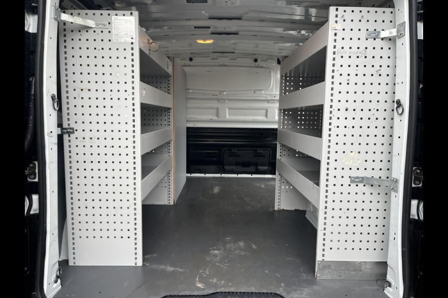 Renault Trafic 1.6 dCi E6 Comfort R-link 3p Lease €251 p/m Airco, Navi, PDC, Bedrijfsinrichting, Cruise controle.