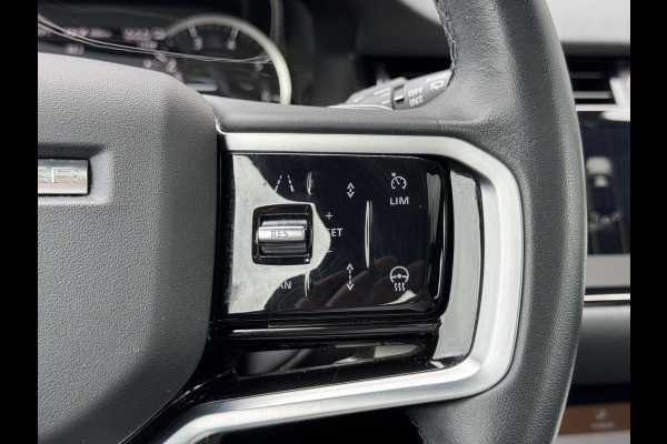 Land Rover Range Rover Evoque P300e AWD R-Dynamic SE Land Rover Range Rover Evoque P300e AWD R-Dynamic SE