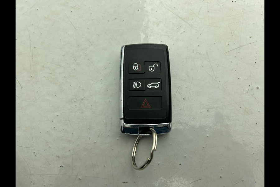 Land Rover Range Rover Evoque P300e AWD R-Dynamic SE Land Rover Range Rover Evoque P300e AWD R-Dynamic SE