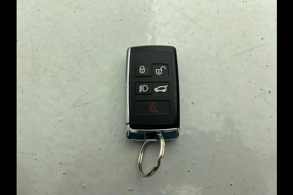 Land Rover Range Rover Evoque P300e AWD R-Dynamic SE Land Rover Range Rover Evoque P300e AWD R-Dynamic SE