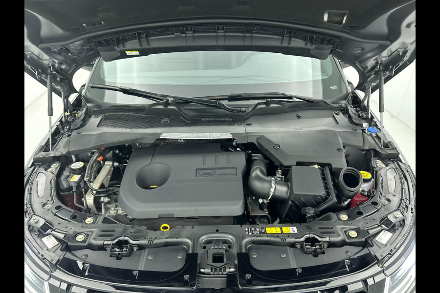 Land Rover Range Rover Evoque P300e AWD R-Dynamic SE Land Rover Range Rover Evoque P300e AWD R-Dynamic SE