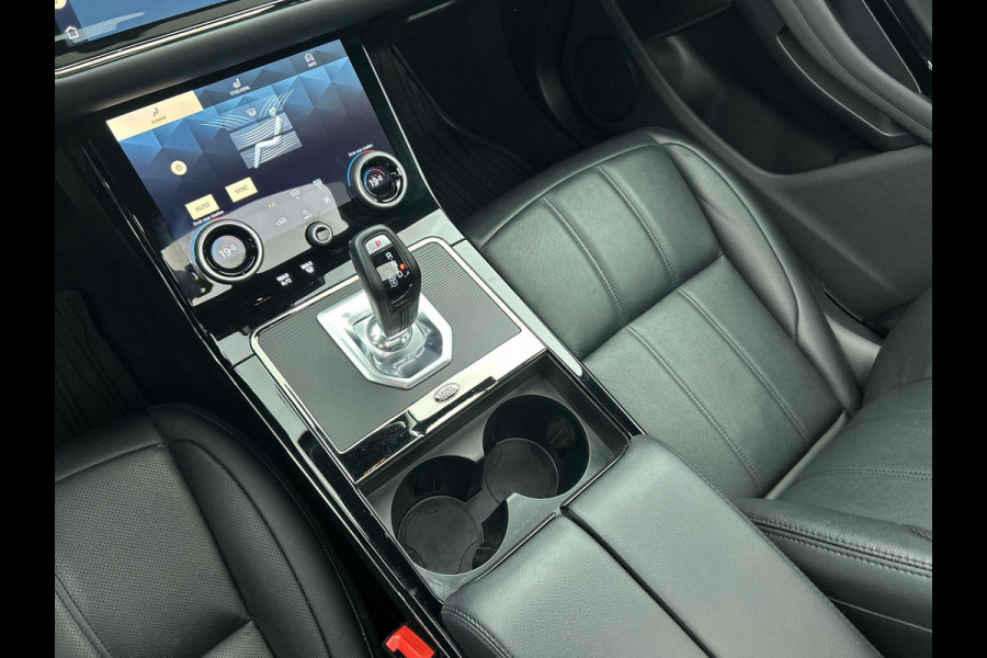 Land Rover Range Rover Evoque P300e AWD R-Dynamic SE Land Rover Range Rover Evoque P300e AWD R-Dynamic SE