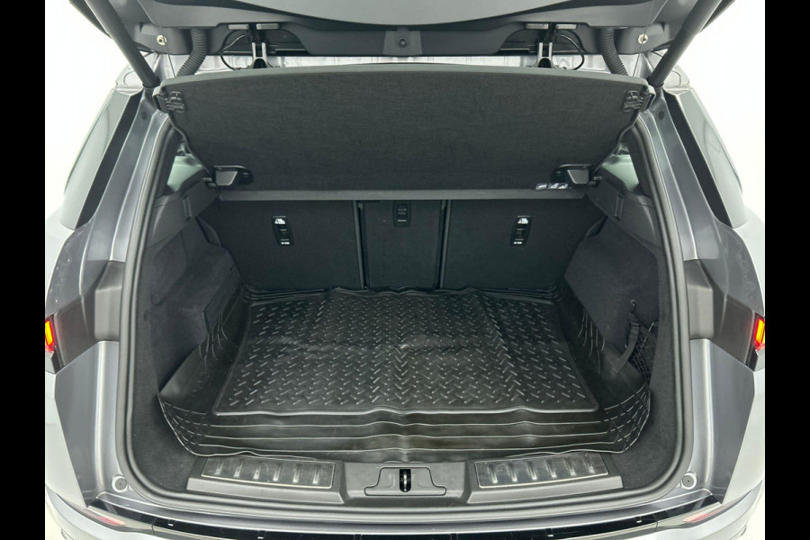 Land Rover Range Rover Evoque P300e AWD R-Dynamic SE Land Rover Range Rover Evoque P300e AWD R-Dynamic SE