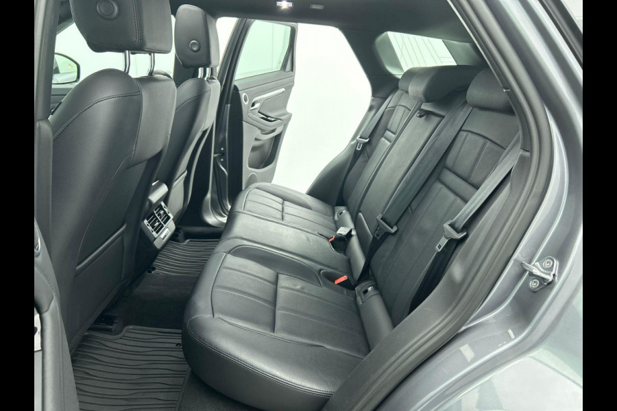 Land Rover Range Rover Evoque P300e AWD R-Dynamic SE Land Rover Range Rover Evoque P300e AWD R-Dynamic SE