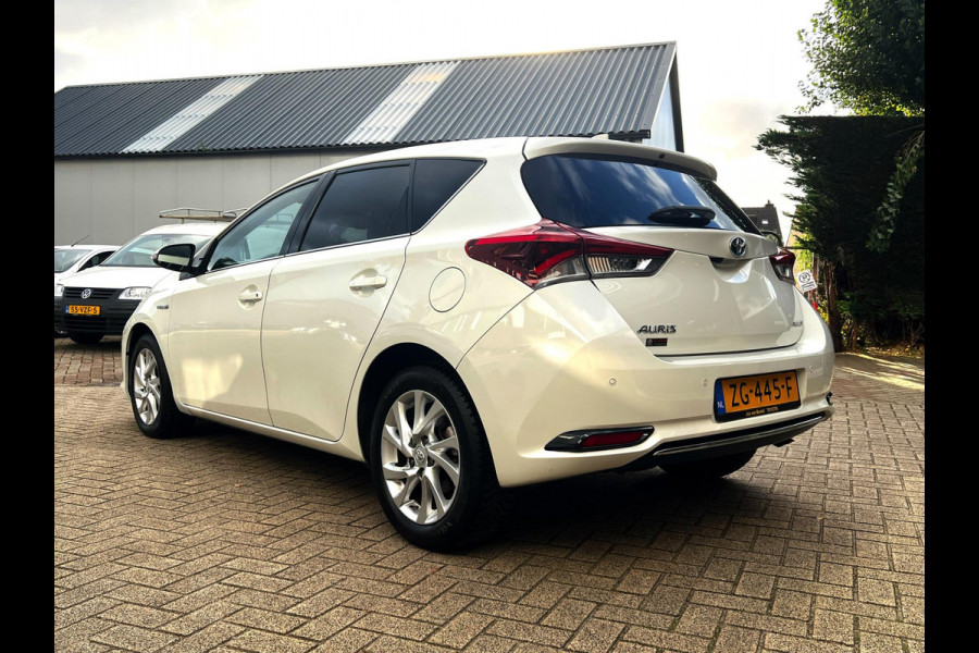 Toyota Auris 1.8 Hybrid Energy Plus_Parel_Camera_Navi_Bots sensor Toyota Auris 1.8 Hybrid Energy Plus_Parel_Camera_Navi_Bots sensor