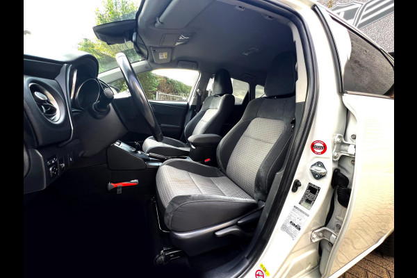 Toyota Auris 1.8 Hybrid Energy Plus_Parel_Camera_Navi_Bots sensor Toyota Auris 1.8 Hybrid Energy Plus_Parel_Camera_Navi_Bots sensor