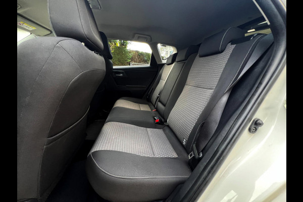 Toyota Auris 1.8 Hybrid Energy Plus_Parel_Camera_Navi_Bots sensor Toyota Auris 1.8 Hybrid Energy Plus_Parel_Camera_Navi_Bots sensor