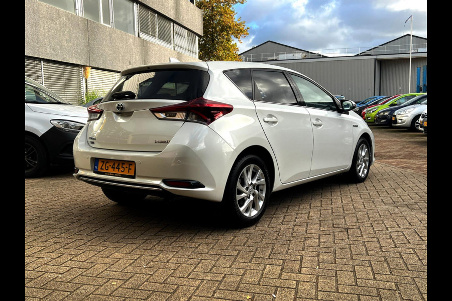 Toyota Auris 1.8 Hybrid Energy Plus_Parel_Camera_Navi_Bots sensor Toyota Auris 1.8 Hybrid Energy Plus_Parel_Camera_Navi_Bots sensor