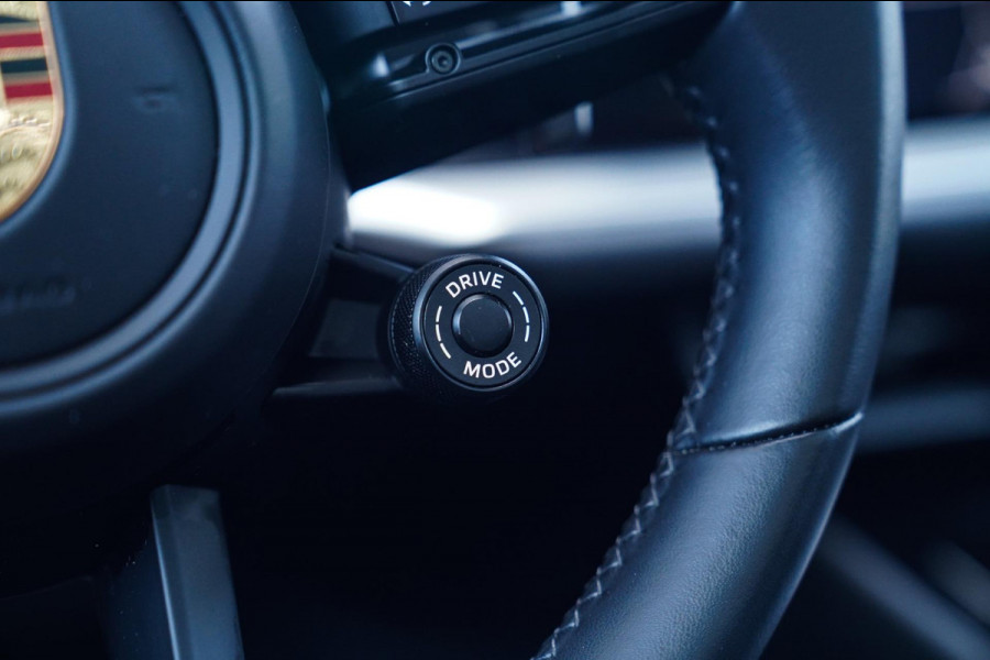 Porsche Cayenne 3.0 E-Hybrid | NIEUW MODEL | Panorama | Bose Sound | 360 cam | Adaptieve cruise | Kuipstoel | LED | Lane assist | Porsche Cayenne 3.0 E-Hybrid | NIEUW MODEL | Panorama | Bose Sound | 360 cam | Adaptieve cruise | Kuipstoel | LED | Lane assist |