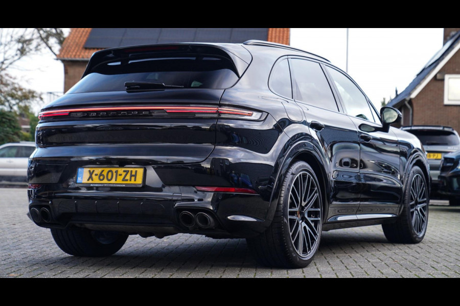 Porsche Cayenne 3.0 E-Hybrid | NIEUW MODEL | Panorama | Bose Sound | 360 cam | Adaptieve cruise | Kuipstoel | LED | Lane assist | Porsche Cayenne 3.0 E-Hybrid | NIEUW MODEL | Panorama | Bose Sound | 360 cam | Adaptieve cruise | Kuipstoel | LED | Lane assist |
