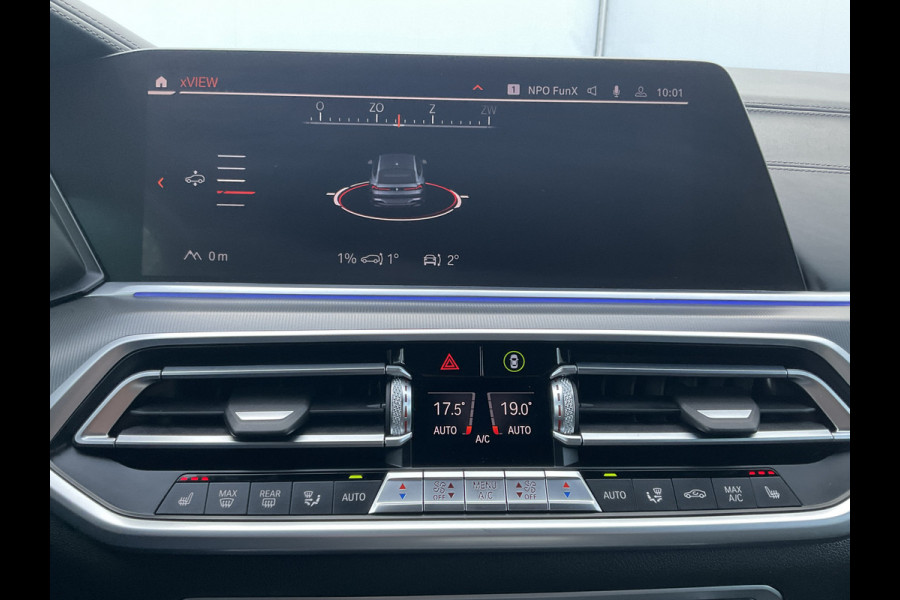 BMW X6 xDrive40i M-Sport Luchtvering 360cam Pano HK Elek.Trekhaak Skylounge Carbon BOMVOL! BMW X6 xDrive40i M-Sport Luchtvering 360cam Pano HK Elek.Trekhaak Skylounge Carbon BOMVOL!