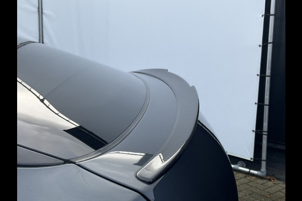 BMW X6 xDrive40i M-Sport Luchtvering 360cam Pano HK Elek.Trekhaak Skylounge Carbon BOMVOL! BMW X6 xDrive40i M-Sport Luchtvering 360cam Pano HK Elek.Trekhaak Skylounge Carbon BOMVOL!