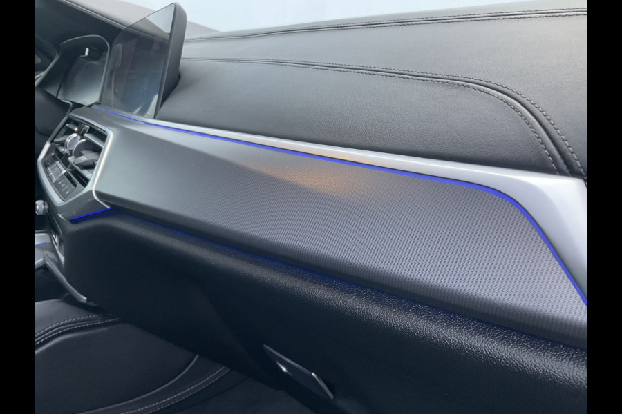 BMW X6 xDrive40i M-Sport Luchtvering 360cam Pano HK Elek.Trekhaak Skylounge Carbon BOMVOL! BMW X6 xDrive40i M-Sport Luchtvering 360cam Pano HK Elek.Trekhaak Skylounge Carbon BOMVOL!