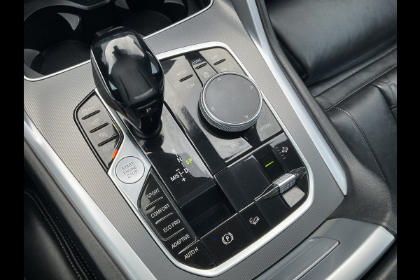 BMW X6 xDrive40i M-Sport Luchtvering 360cam Pano HK Elek.Trekhaak Skylounge Carbon BOMVOL! BMW X6 xDrive40i M-Sport Luchtvering 360cam Pano HK Elek.Trekhaak Skylounge Carbon BOMVOL!