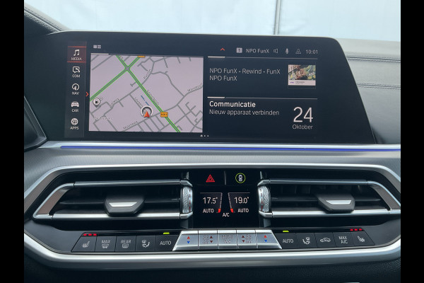 BMW X6 xDrive40i M-Sport Luchtvering 360cam Pano HK Elek.Trekhaak Skylounge Carbon BOMVOL! BMW X6 xDrive40i M-Sport Luchtvering 360cam Pano HK Elek.Trekhaak Skylounge Carbon BOMVOL!