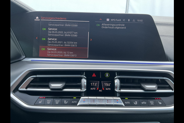 BMW X6 xDrive40i M-Sport Luchtvering 360cam Pano HK Elek.Trekhaak Skylounge Carbon BOMVOL! BMW X6 xDrive40i M-Sport Luchtvering 360cam Pano HK Elek.Trekhaak Skylounge Carbon BOMVOL!