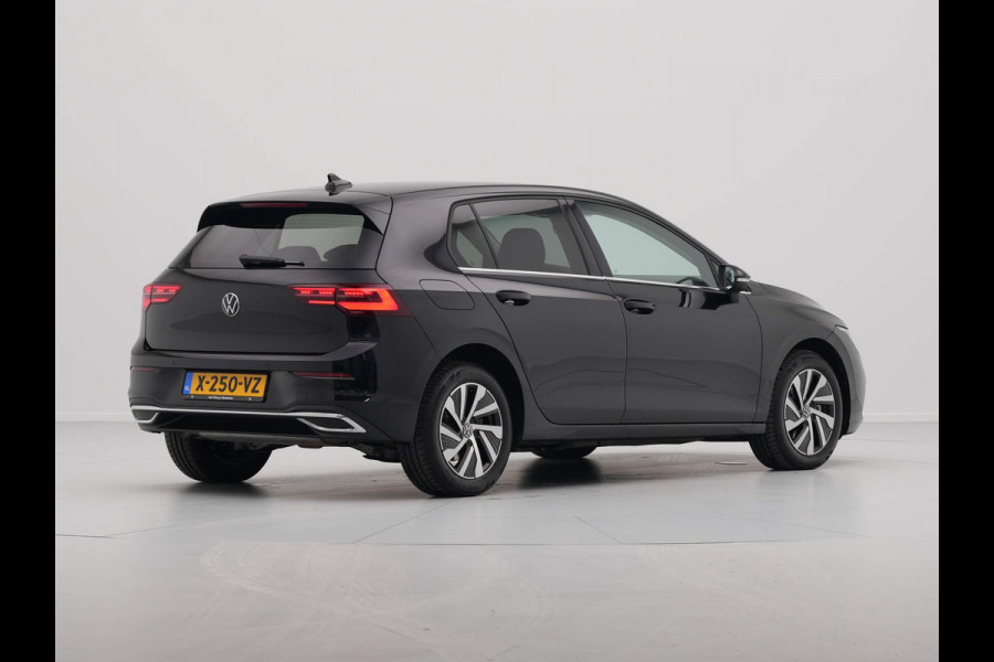 Volkswagen Golf 1.4 eHybrid 204pk Style Navigatie Massage Camera Led 289