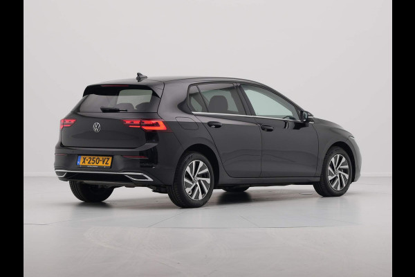 Volkswagen Golf 1.4 eHybrid 204pk Style Navigatie Massage Camera Led 289