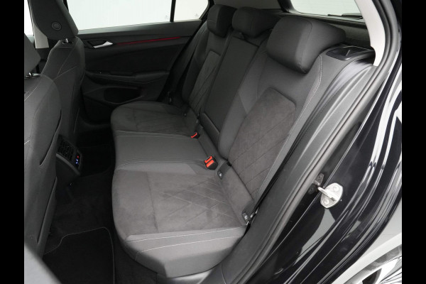 Volkswagen Golf 1.4 eHybrid 204pk Style Navigatie Massage Camera Led 289