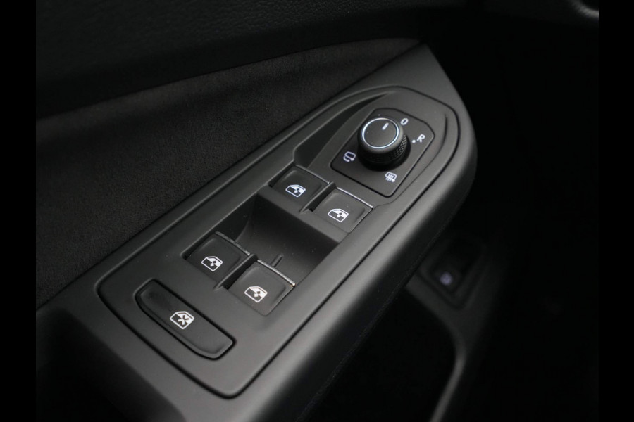 Volkswagen Golf 1.4 eHybrid 204pk Style Navigatie Massage Camera Led 289