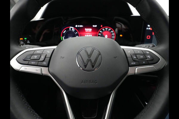 Volkswagen Golf 1.4 eHybrid 204pk Style Navigatie Massage Camera Led 289