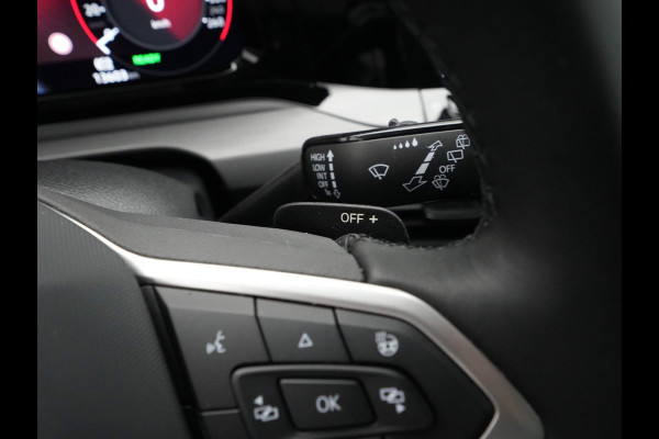 Volkswagen Golf 1.4 eHybrid 204pk Style Navigatie Massage Camera Led 289