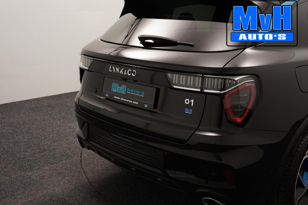 Lynk & Co 01 1.5 Plug-in Hybride|ZWARTE.HEMEL|360ºCAM|PANO|NAP Lynk & Co 01 1.5 Plug-in Hybride|ZWARTE.HEMEL|360ºCAM|PANO|NAP